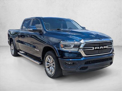 Used 2022 RAM 1500 Laramie w/ Sport Appearance Package AWD/4WD image 3
