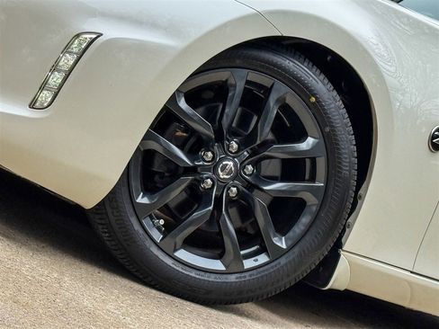 Used 2020 Nissan 370Z Coupe image 5