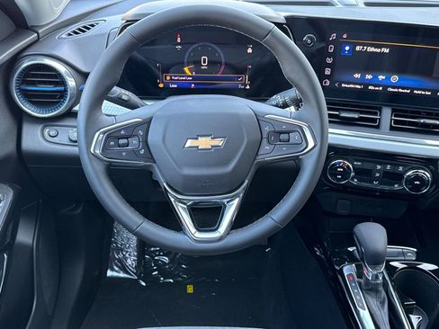 New 2026 Chevrolet Trax LT w/ Driver Confidence Package image 13