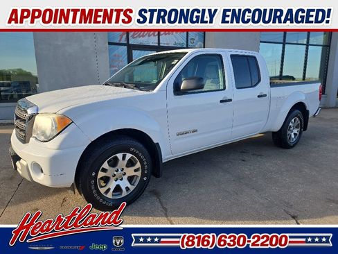 Used 2012 Suzuki Equator Sport AWD/4WD image 3