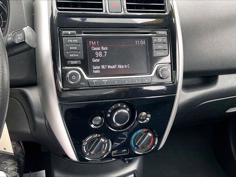 Used 2016 Nissan Versa Note SV FWD image 15