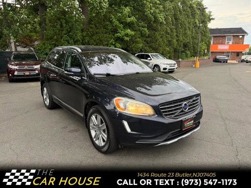 Used 2016 Volvo XC60 T5 Premier w/ Proximity Package AWD/4WD image 12