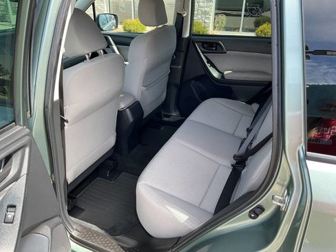 Used 2018 Subaru Forester 2.5i Premium image 30