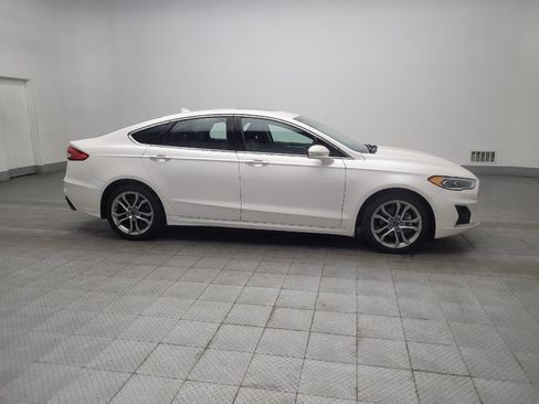 Used 2019 Ford Fusion SEL FWD image 11