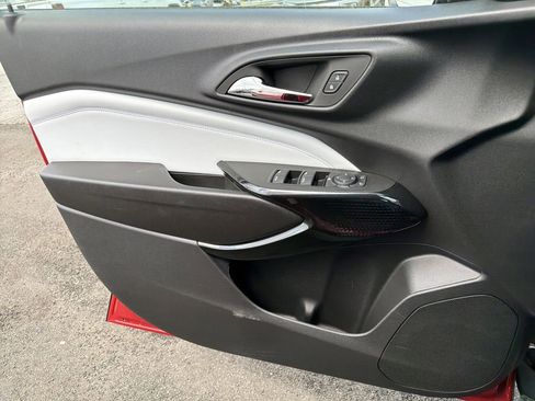 New 2026 Chevrolet Trax LT w/ Midnight Edition image 13