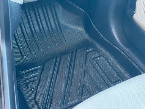 Used 2021 Ford EcoSport S image 18