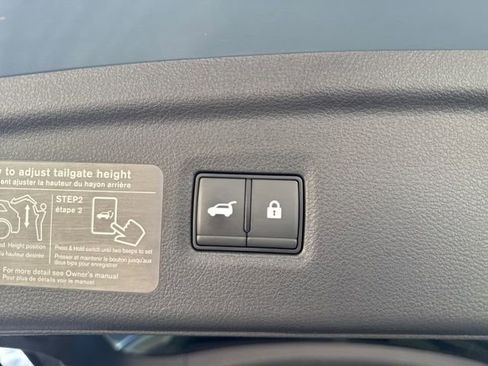 Certified 2023 INFINITI QX50 Luxe image 24