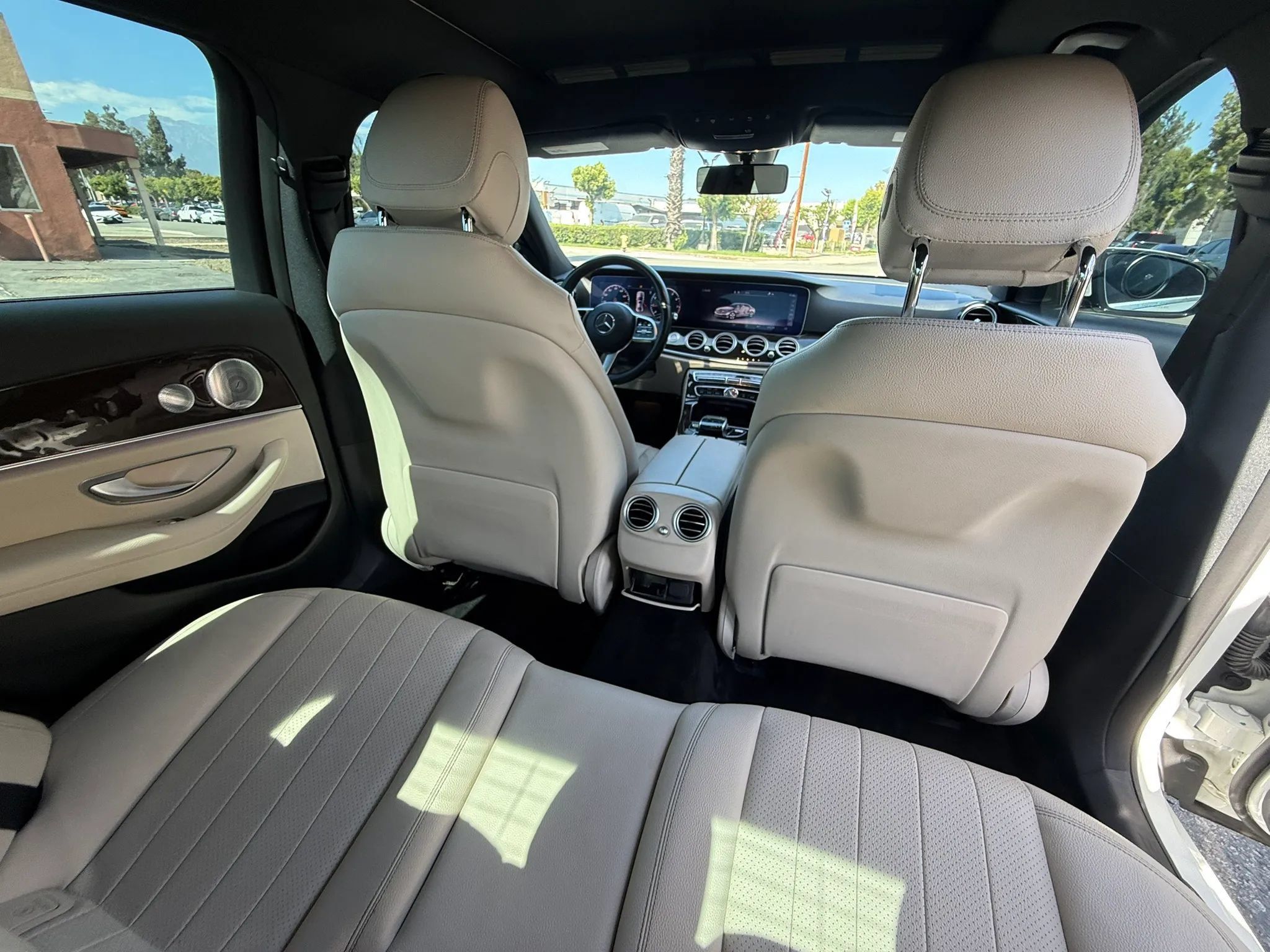 Used 2020 Mercedes-Benz E 350 Sedan image 20