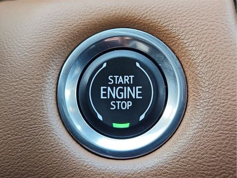 Used 2023 GMC Canyon AT4 AWD/4WD image 17