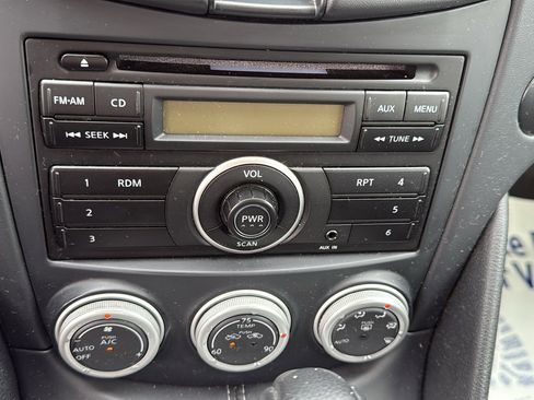 Used 2013 Nissan 370Z image 14