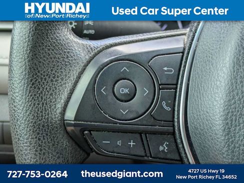Used 2019 Toyota Camry LE FWD image 26