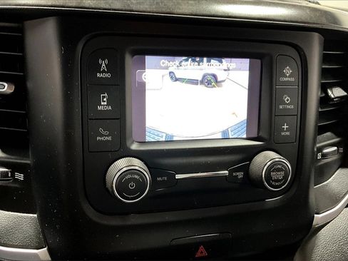 Used 2021 RAM 2500 Big Horn image 15