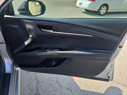 Used 2025 Toyota Camry LE FWD image 37