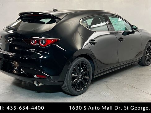 New 2026 MAZDA MAZDA3 Hatchback w/Premium Plus Pkg AWD/4WD image 5