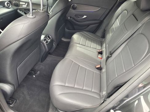 Used 2020 Mercedes-Benz GLC 300 image 14