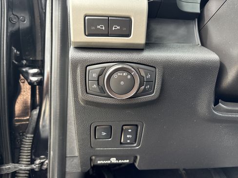 Used 2019 Ford F350 Lariat w/ Lariat Ultimate Package AWD/4WD image 14