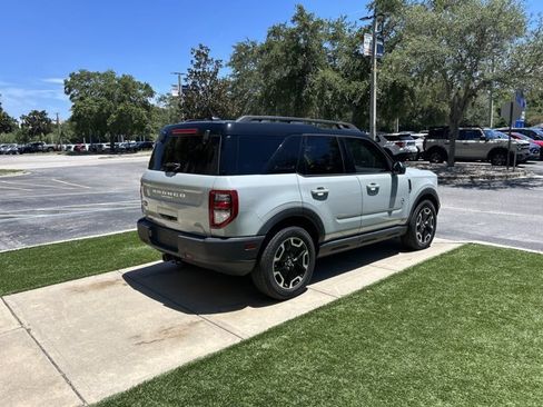Certified 2022 Ford Bronco Sport Outer Banks w/ Tech Package AWD/4WD image 3