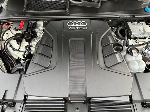 Used 2018 Audi Q7 3.0T Premium Plus w/ Premium Plus Package image 13