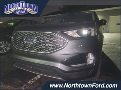 Used 2024 Ford Edge SEL w/ Convenience Package