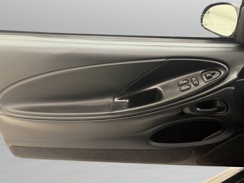 Used 1996 Ford Mustang Cobra image 22