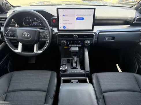 Used 2026 Toyota 4Runner TRD Off-Road Premium AWD/4WD image 28
