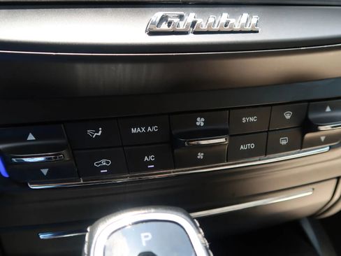 Used 2020 Maserati Ghibli RWD image 37