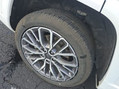 Used 2023 Jeep Grand Cherokee L Summit image 34