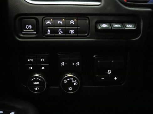 Certified 2023 Chevrolet Tahoe High Country AWD/4WD image 26