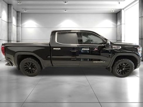 Used 2020 GMC Sierra 1500 Denali w/ Denali Ultimate Package AWD/4WD image 9