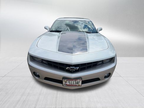 Used 2011 Chevrolet Camaro LT RWD image 2