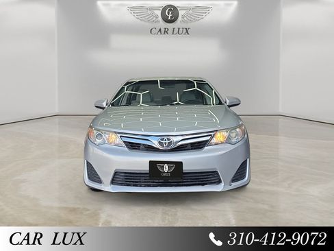 Used 2012 Toyota Camry LE image 8