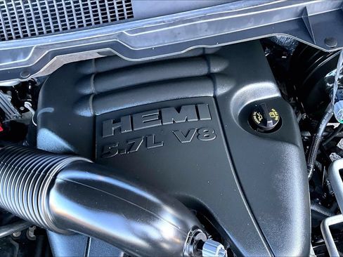 Used 2018 RAM 1500 Limited AWD/4WD image 33