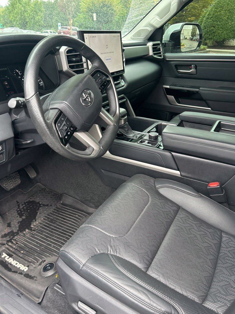 Used 2022 Toyota Tundra Limited AWD/4WD image 7