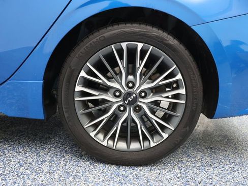 Used 2023 Kia Forte GT-Line w/ GT-Line Premium Package image 6