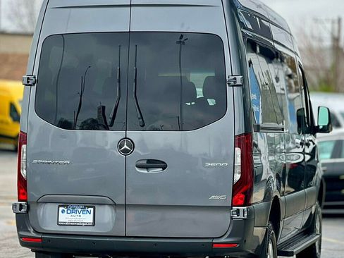 Used 2023 Mercedes-Benz Sprinter 2500 image 5