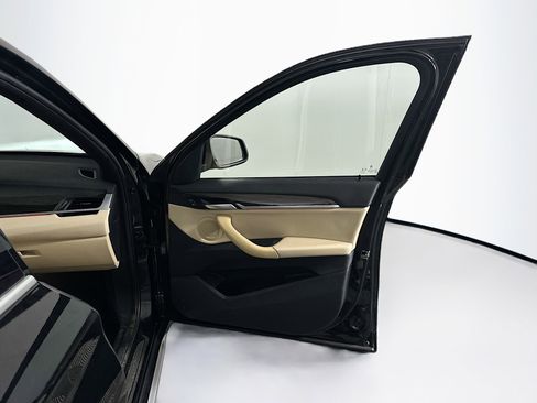 Used 2018 BMW X1 xDrive28i image 34