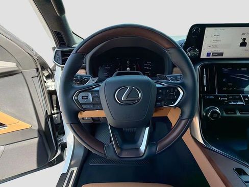 New 2026 Lexus LX 700h Luxury image 42