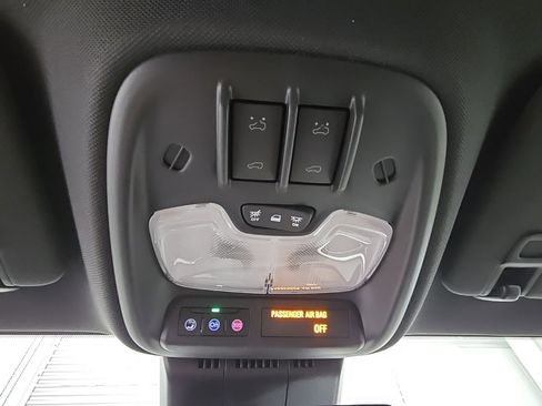 New 2026 GMC Canyon Elevation w/ Convenience Package image 23