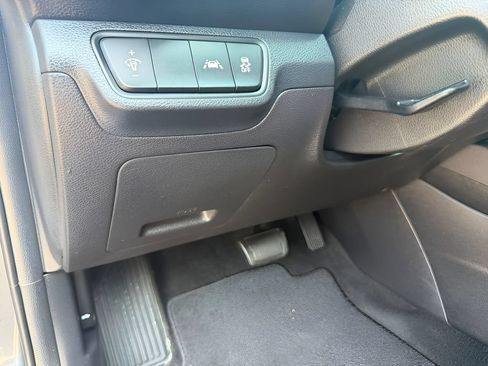 Used 2021 Kia Forte LXS FWD image 10