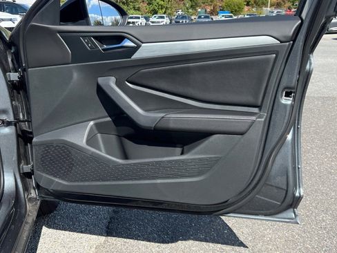 New 2025 Volkswagen Jetta Sport image 8