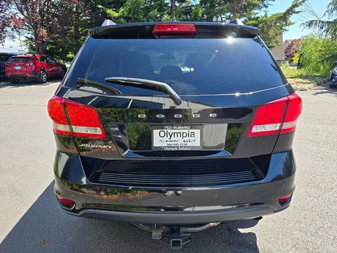 Used 2019 Dodge Journey SE FWD image 5