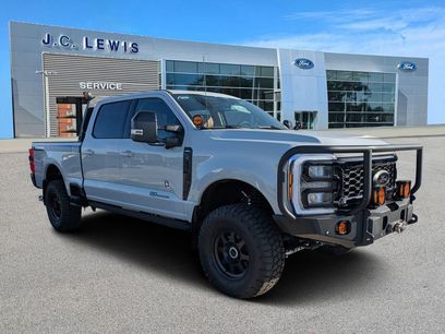 New 2026 Ford F250 Lariat w/ Black Appearance Package