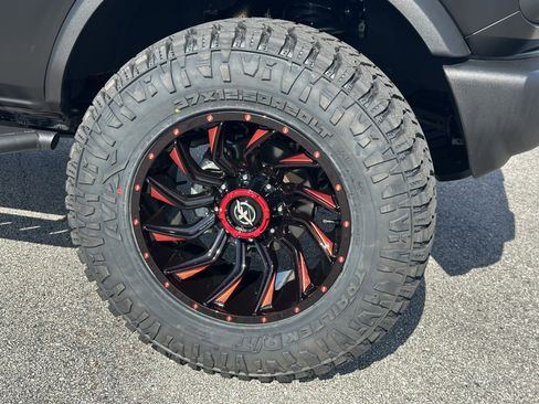 Used 2024 Ford Bronco Big Bend image 10