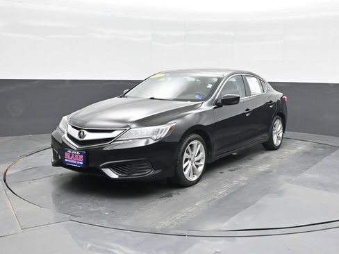 Used 2018 Acura ILX FWD image 4