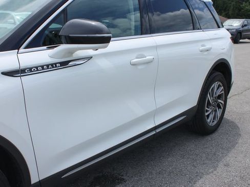 Used 2023 Lincoln Corsair AWD w/ Equipment Group 101A image 46