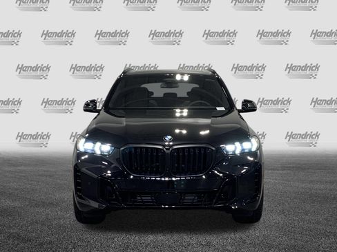 Used 2026 BMW X5 sDrive40i w/ M Sport Package RWD image 2