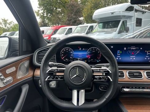 Certified 2024 Mercedes-Benz GLS 450 4MATIC image 37