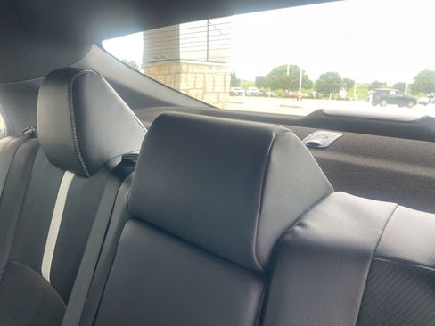 Used 2025 Toyota Camry SE image 17