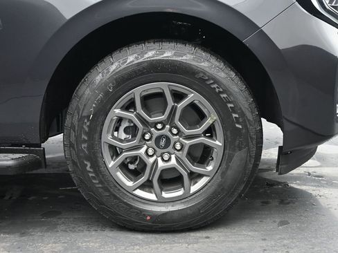 New 2025 Ford Expedition Active image 29