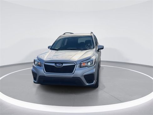 Used 2019 Subaru Forester Premium image 3